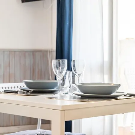 Apartmán Cel'studio-parking Prive-clim Reversible -balcon-lave-linge-lit - Point Zero La Grande Motte