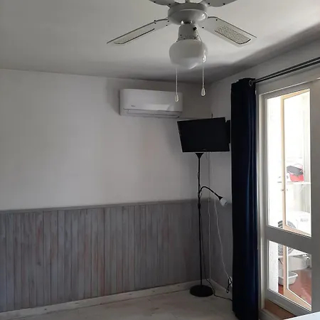 Cel'studio-parking Prive-clim Reversible -balcon-lave-linge-lit - Point Zero Apartmán La Grande Motte